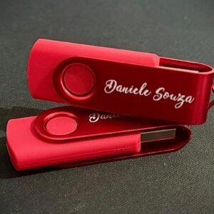 Pendrive Personalizado. Ouça Daniele Souza onde e quando quiser
